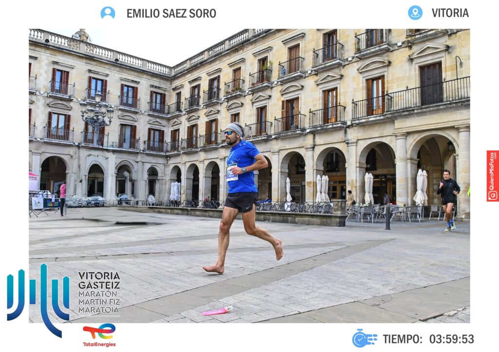 Una escena corriendo por la maratón de Vitoria